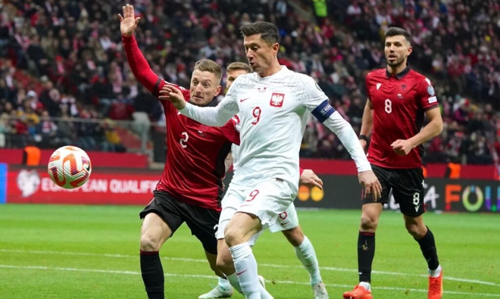 Premi për lojtarët e Polonisë para duelit me Shqipërinë