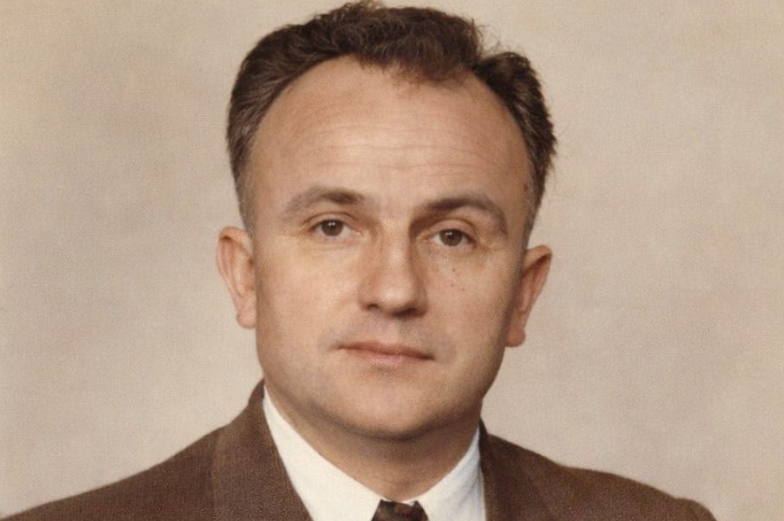 prof-ibrahim-osman-kelmendi-me-pene-e-pushke-per-liri