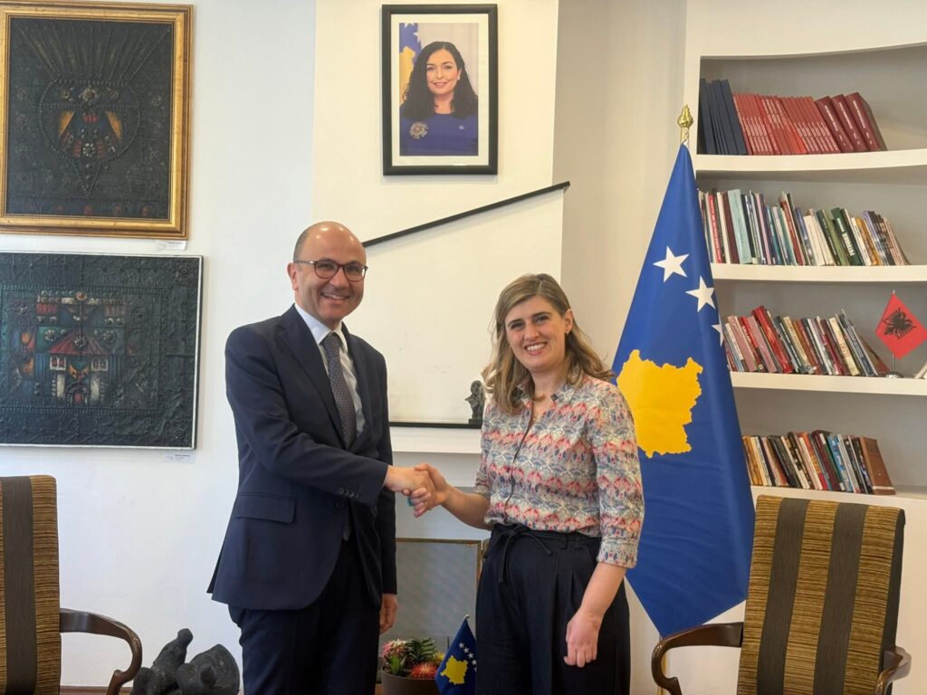 Takim për thellimin e bashkëpunimit kulturor mes Kosovës dhe Fondacionit Domenico Bartolucci