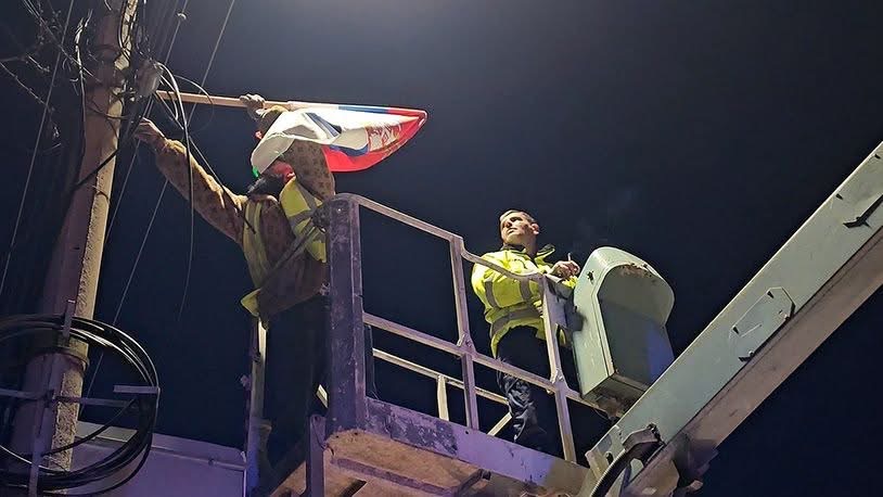 Hiqen flamuj serbë përgjatë rrugës në Graçanicë  kryetari i komunës thotë se u bë me urdhër të Elbert Krasniqit