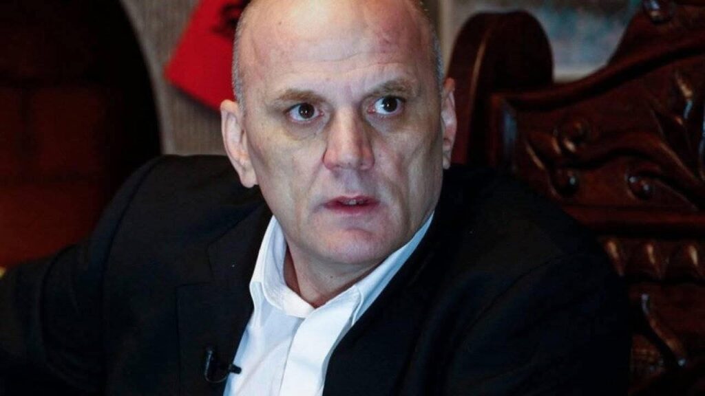 Gani Geci komenton deklaratën e nipit të tij  thotë se një deputet i VV së ia shkroi fjalimin