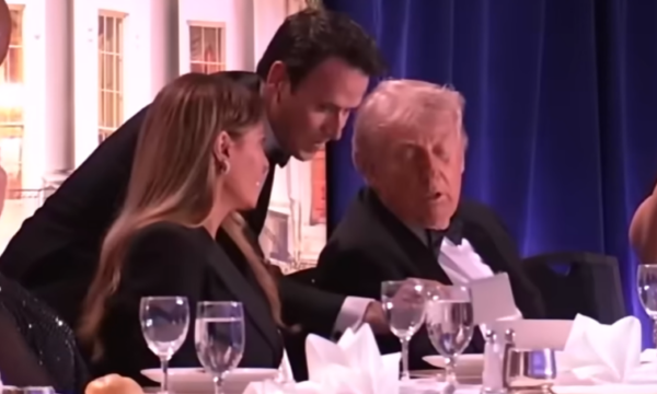 Momenti kur Presidenti Trump largohet nga Shërbimi Sekret pas të shtënave