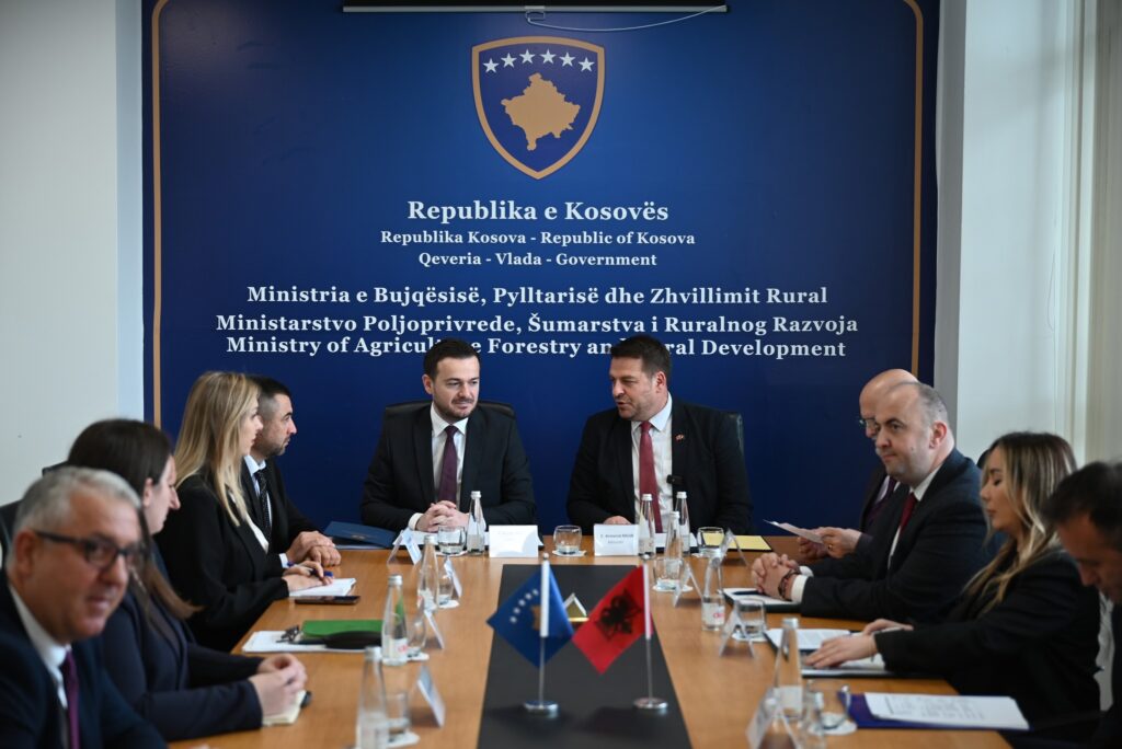 Takimi i delegacioneve Kosovë   Shqipëri  Fokusi në sigurinë ushqimore dhe unifikimin e standardeve