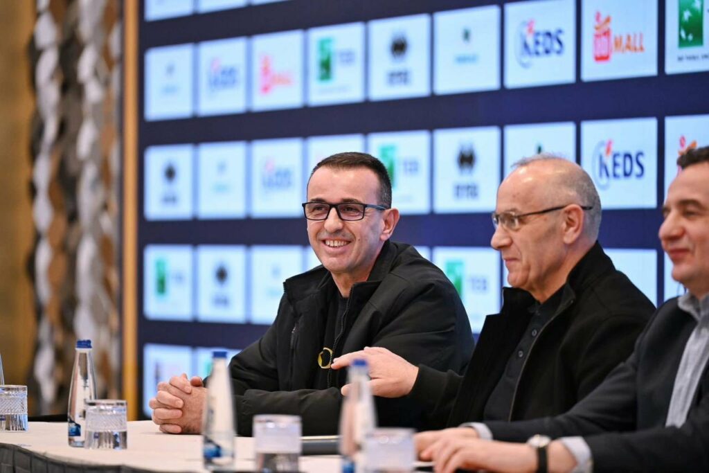 Ministri i Sportit  Gashani për stadiumin nacional  Drenasi  vendi më i mundshëm