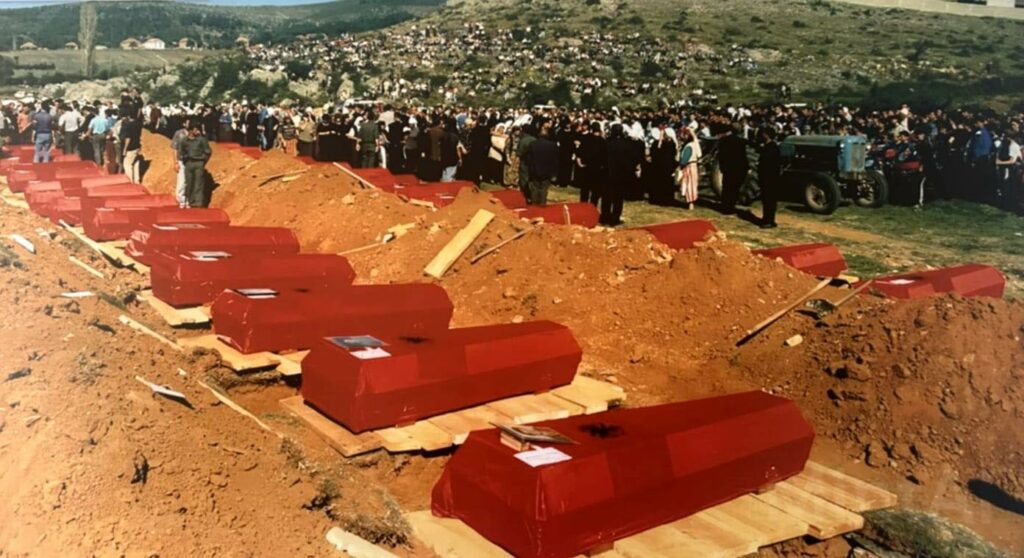 Kurti përkujton masakrën në Lubizhdë të Hasit  Dëshmi e gjenocidit dhe spastrimit etnik në Kosovë