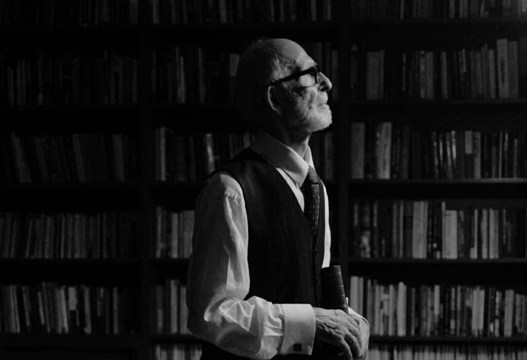 Instituti i Albanologjisë nesër mban mbledhje komemorative për akademik Rexhep Qosjen