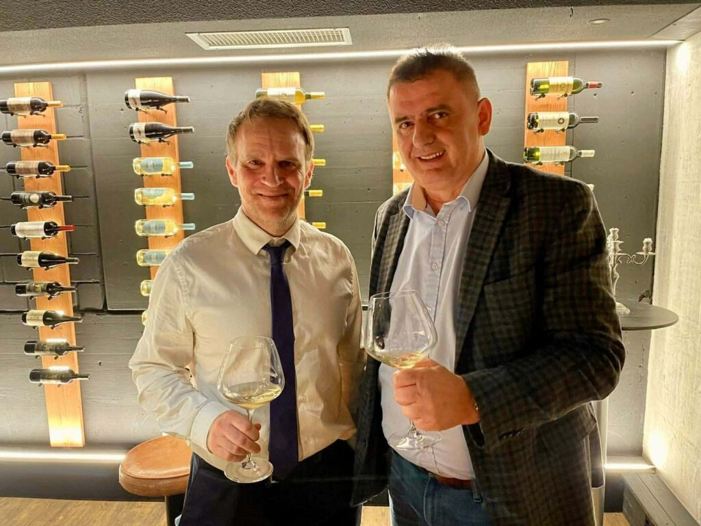 Veprimtari Sali Bislimi ftohet në Asamblenë Nacionale të Francës