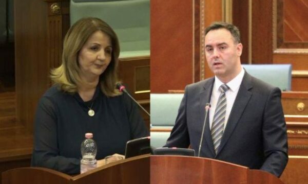 Konjufca dhe Kollçaku tërhiqen nga kandidatura për president