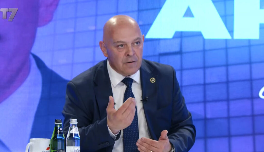  Siguria  legjislacioni  energjia  infrastruktura   Gjini tregon çka duhet të rregullohet në vend që të ketë zhvillim