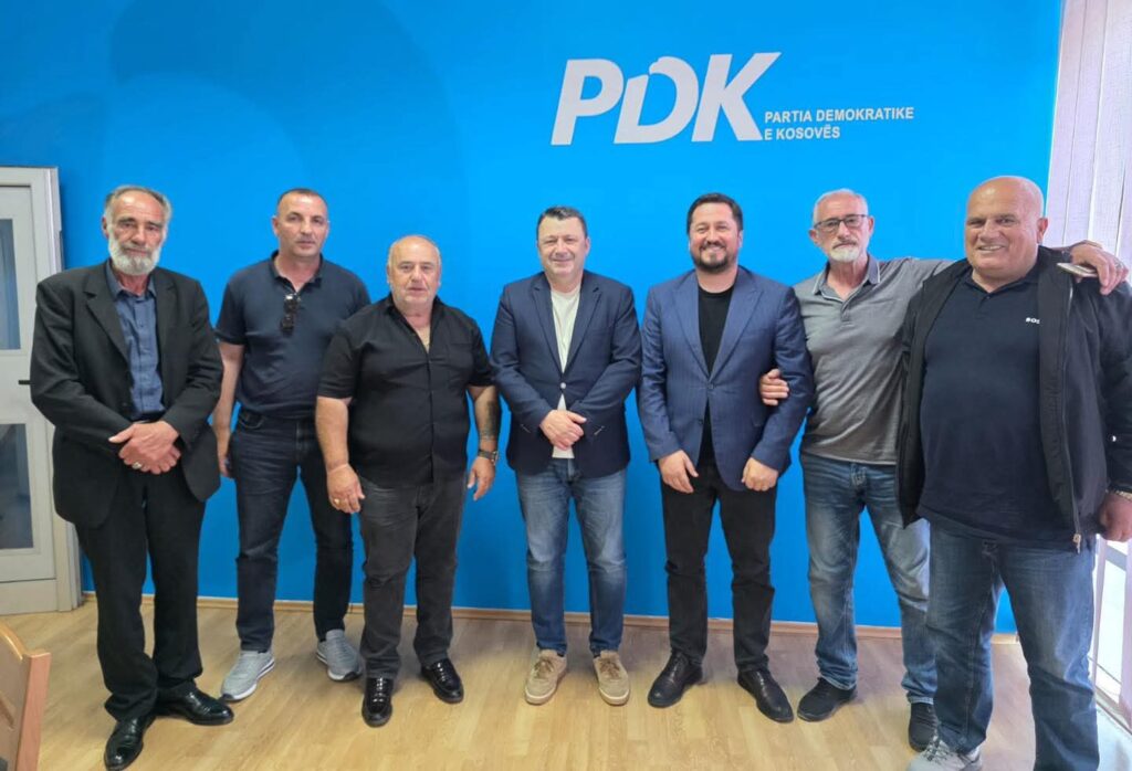 28 shi i PDK së nga Istogu  Bashkë për organizim  mobilizim dhe fitore