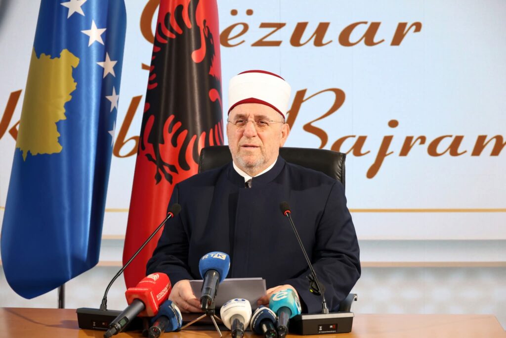Myftiu Tërnava uron Kurban Bajramin  Thirrje për paqe  solidaritet dhe unitet në prag të zgjedhjeve