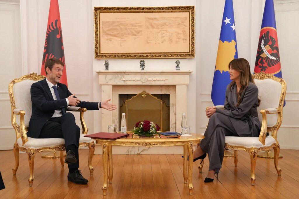 Haxhiu  Kosova dhe Shqipëria kanë arsye të forta të ecin pranë njëra tjetrës