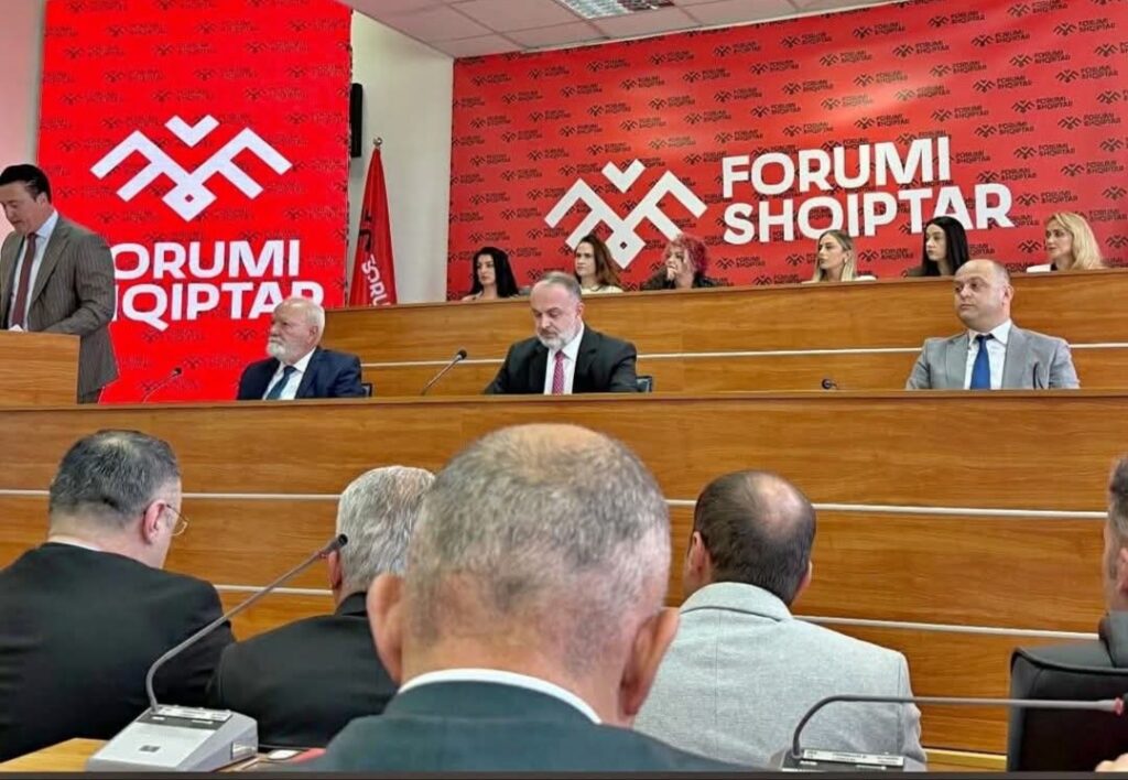 Bashkim historik  Shqiptarët në Mal të Zi krijojnë një subjekt të vetëm politik  Forumi Shqiptarë 