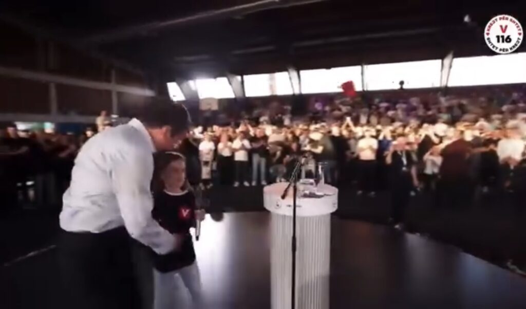  Ju vraft Zoti e Allahu   Kurti keqpërdor vajzën e vogël në Vushtrri