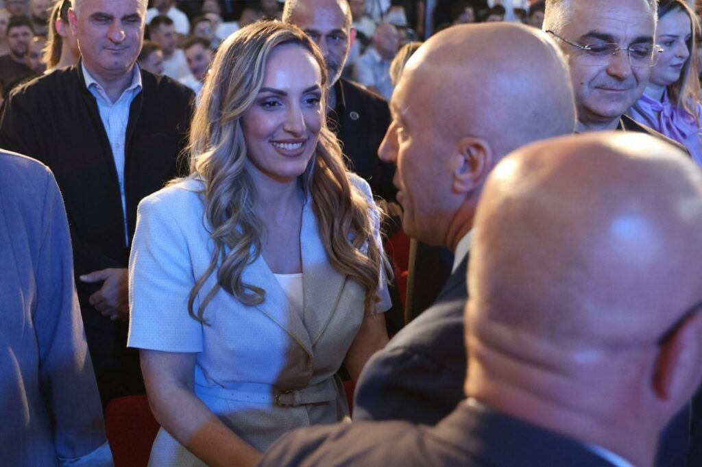Albana Bytyqi  Rahoveci na priti me energji  besim dhe vullnet për ndryshim