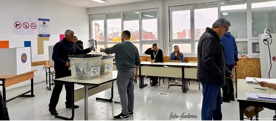 Komunat kërkojnë që pagesat për stafin mbështetës në shkolla gjatë procesit zgjedhor të kryhen nga KQZ ja