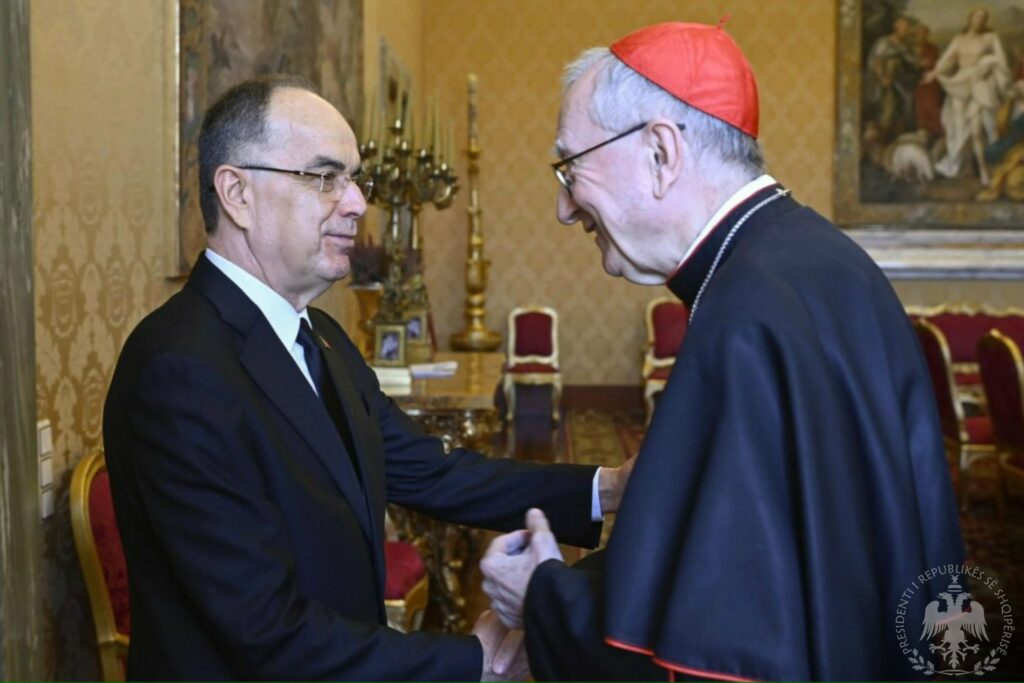 Begaj në Vatikan takohet me sekretarin Parolin  Diskutimi u përqendrua edhe në Kosovën