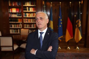 Të fundit
