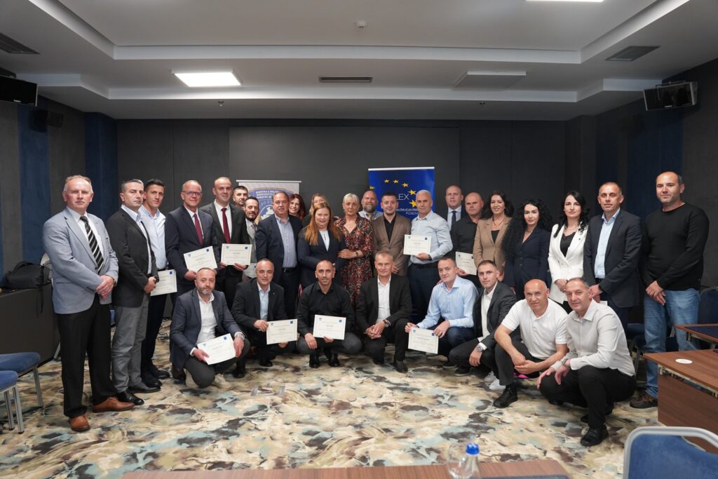 EULEX i dhe Shërbimi Korrektues përfunduan trajnimin 15 ditorë për drejtorët e burgjeve dhe udhëheqësit e njësive