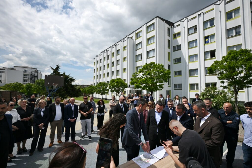 Kurti mori pjesë në prezantimin e projektit ideor për rinovimin dhe zgjerimin e Qendrës së Studentëve