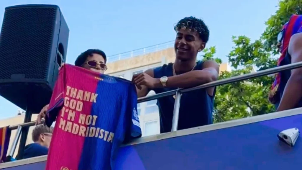  Falë Zotit nuk jam madrilen   Yamali provokoi rivalët më të mëdhenj