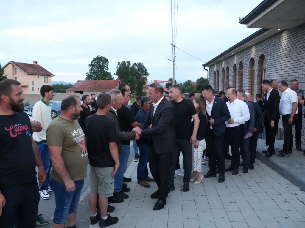 Daut Haradinaj mobilizon Aleancën në Klinë  nga Sferka  Bashkë do ta bëjmë Kosovën të shkëlqejë