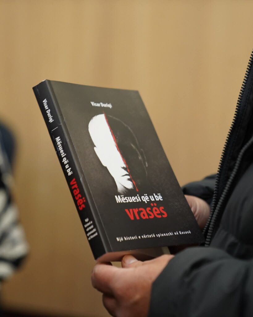  Mësuesi që u bë vrasës  i Visar Duriqit prezantohet në Panairin e 26 të të Librit në Prishtinë