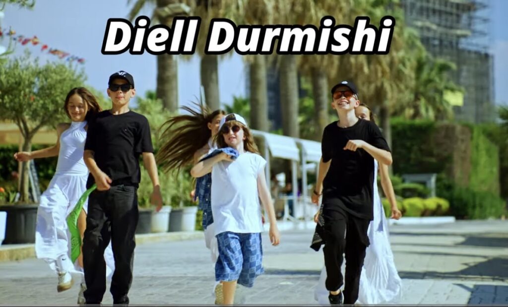 8 vjeçari Diell Durmishi publikon këngën e tij të tetë   Ritmi Veror 