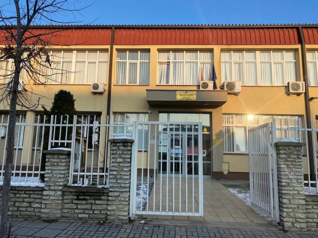 Gjykata në Lipjan i cakton ish luftëtarit Bekim Meta arrest shtëpiak