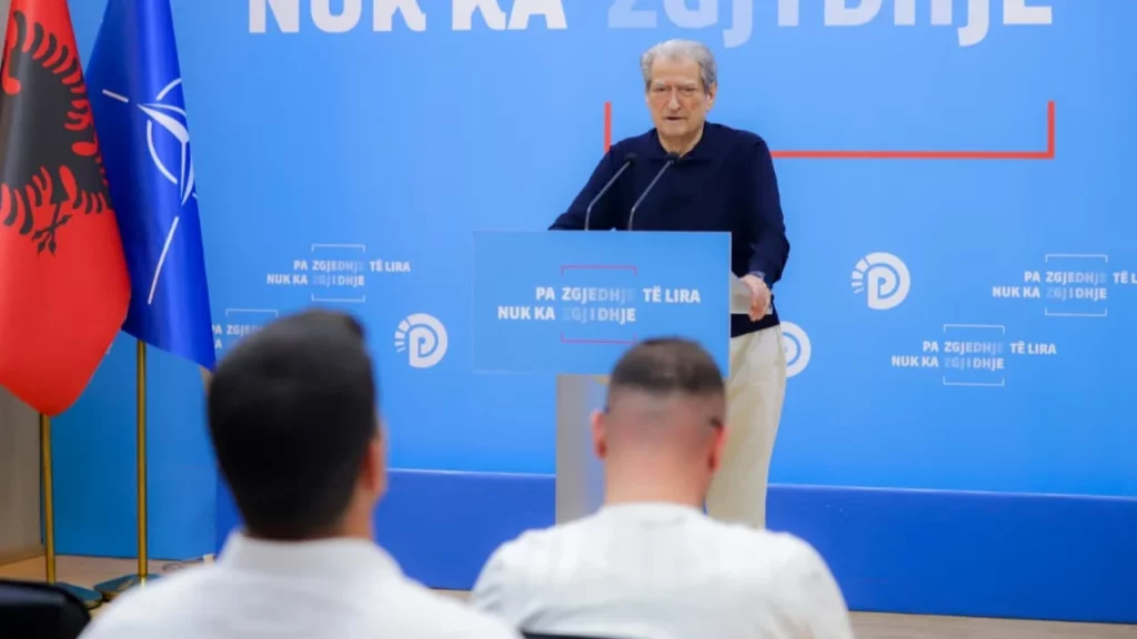 Berisha  Bashkë me familjen jemi hequr nga lista e atyre që ndalohen të hyjnë në ShBA