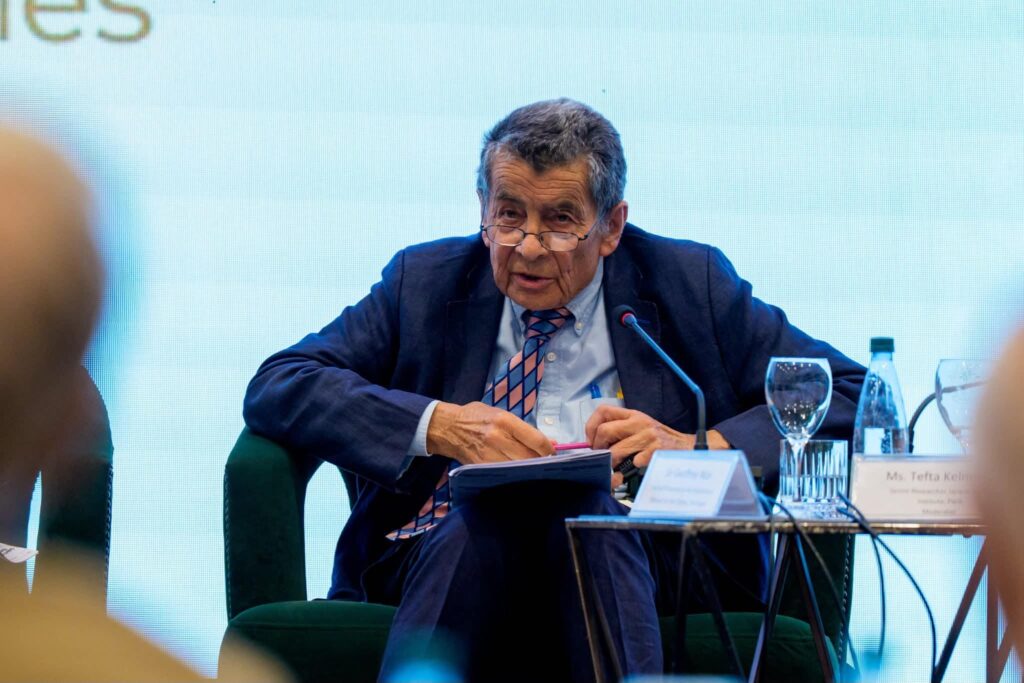 Sir Geoffrey Nice  Gjykata Speciale pasqyron objektiva të fshehta politike