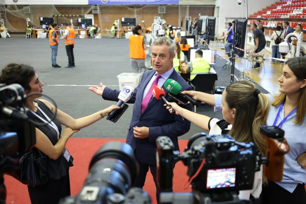 Ambasadori britanik  Sapo të certifikohen zgjedhjet  partitë t i krijojnë institucionet