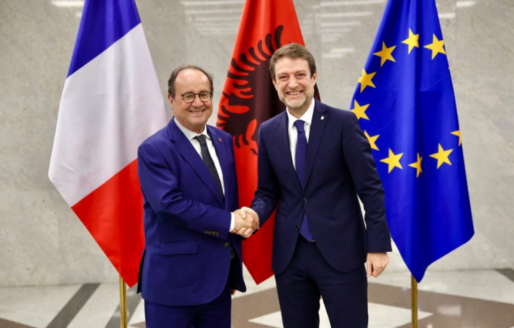 Ministri Hoxha pret në takim ish presidentin francez  François Hollande