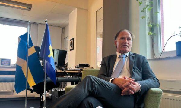 Ambasadori suedez  Kosova ka nevojë për unitet politik  kompromisi është forcë  e jo dobësi