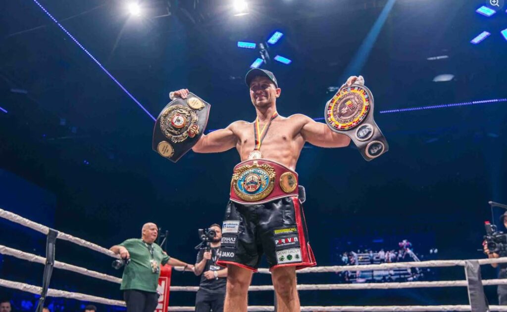 Ardian Krasniqi mbron titullin WBO  Ky është vetëm fillimi