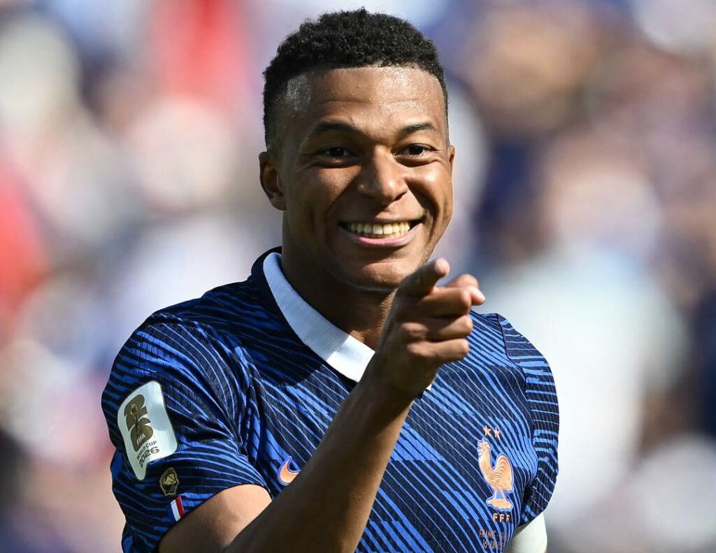 Mbappe  Messi dhe Ronaldo janë më të mirët në botë