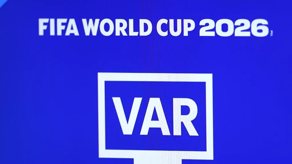 Ndryshon VAR i në Evropë  FIFA miraton sistemin e ri  ja çfarë do të ndryshojë