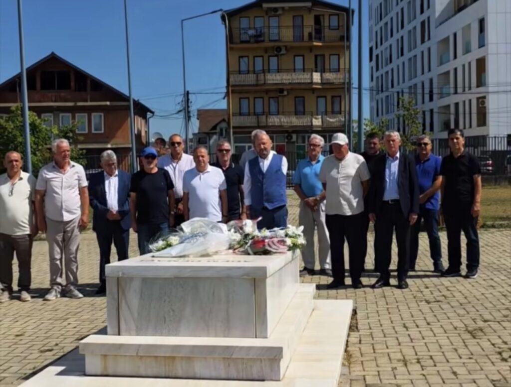 Elmi Reçica  Adem Demaçi mbetet udhërrëfyes i përhershëm i idealit të lirisë
