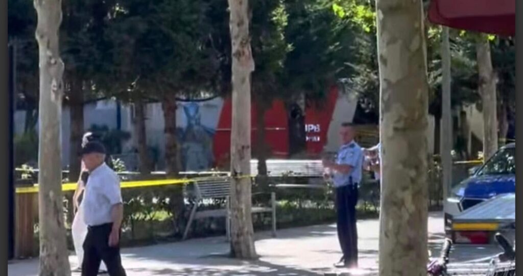 Sulm me thikë në Ferizaj  dy persona të plagosur pranë Postës Qendrore