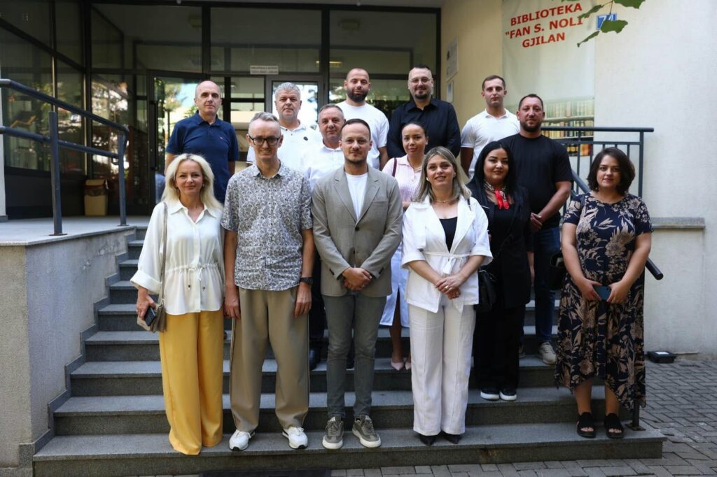 Gjilani mbështet punësimin e personave me aftësi të kufizuara  13 qytetarë do të punësohen në 12 biznese lokale