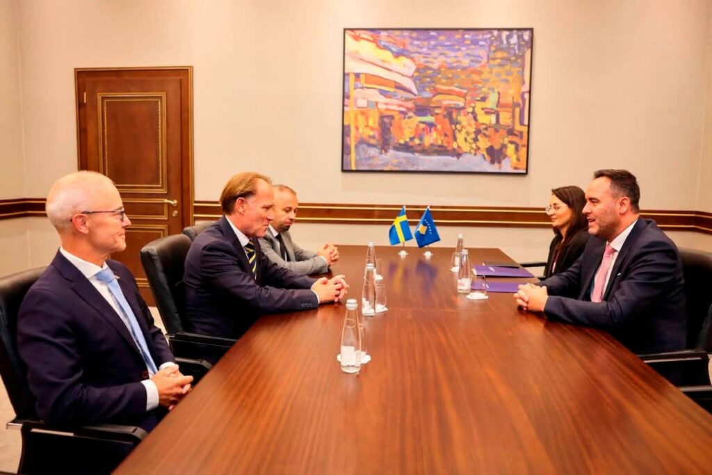 Konjufca falënderon ambasadorin suedez për kontributin në forcimin e marrëdhënieve Kosovë   Suedi