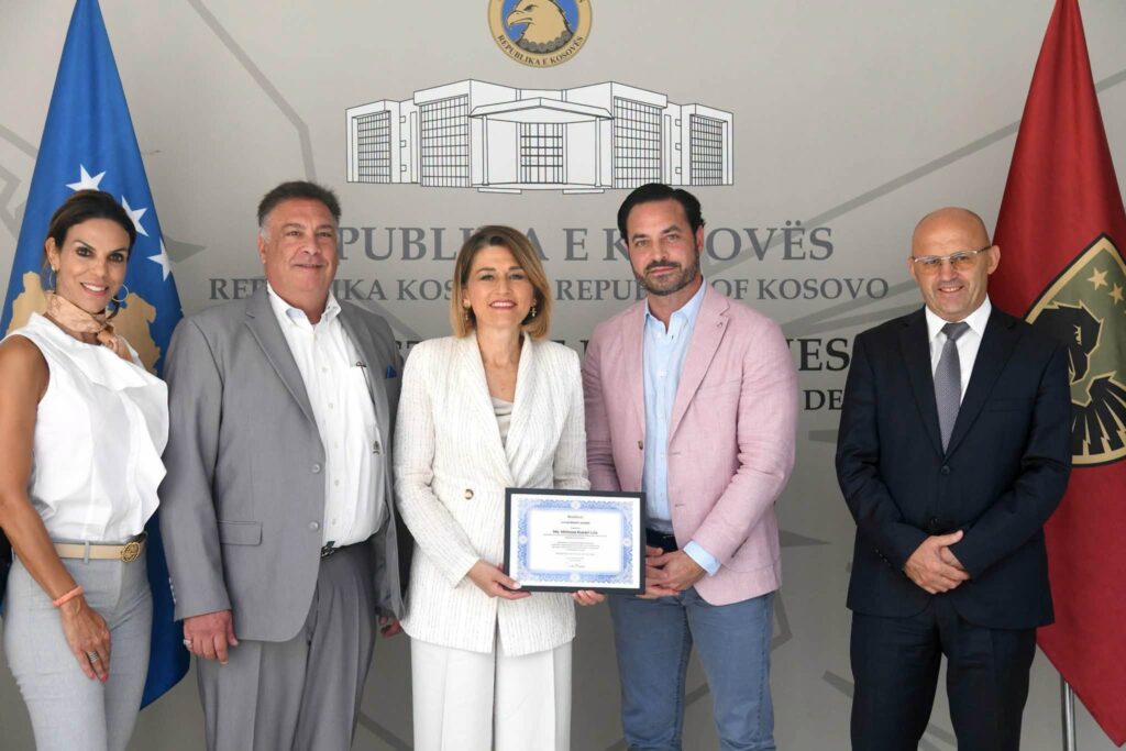 Kusari Lila priti delegacion amerikan  diskutohen mundësitë për thellimin e bashkëpunimit ekonomik Kosovë   SHBA