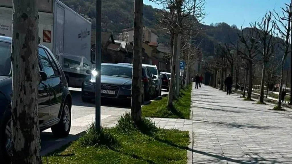 Komuna e Kaçanikut ndërpret kontratën për menaxhimin e parkingut