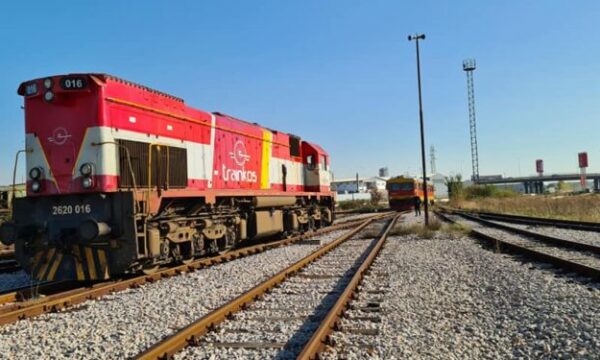 Treni godet për vdekje një grua në Pejë