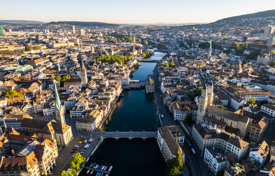 zgjidhni-prishtinaticket-per-udhetimin-tuaj-mes-zürich-ut-dhe-prishtines