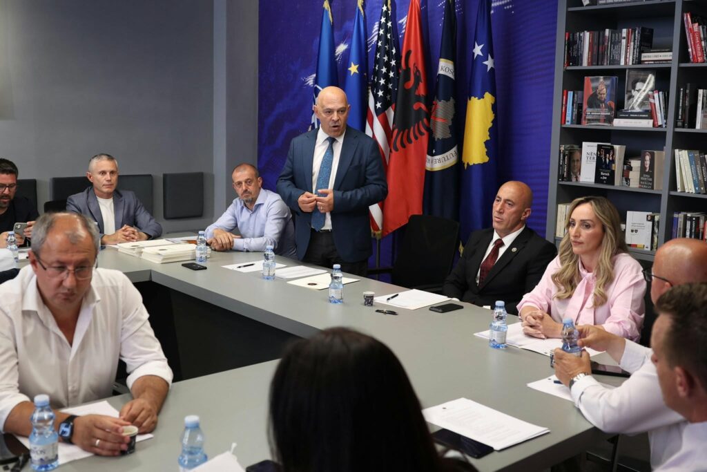 Aleanca mban konferencë për medie sot në orën 14 00
