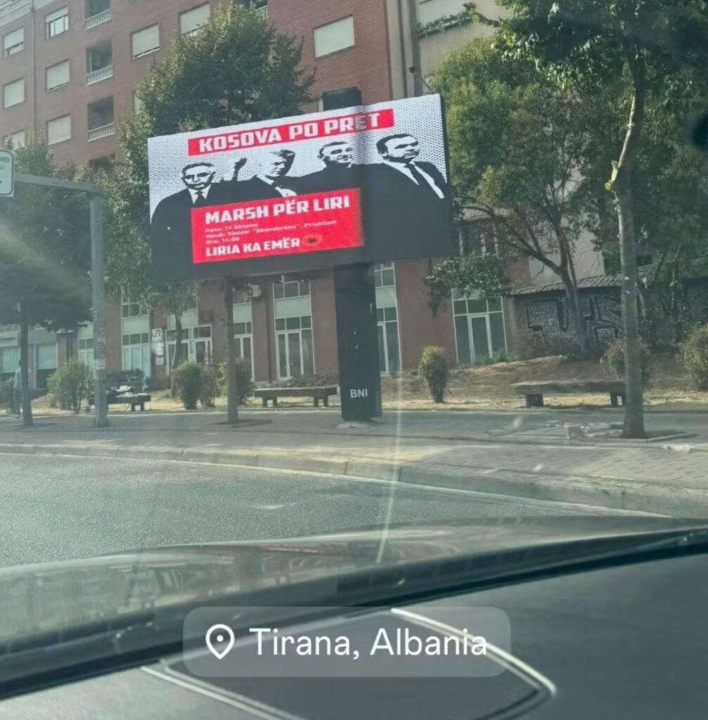 Mozzik i bashkohet  Marshit për Liri   nga Tirana shpërndan mesazhin  Kosova po pret 