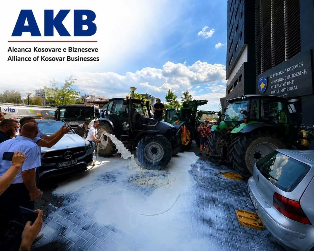 AKB ja  Mos e përdorni qumështin si armë politike