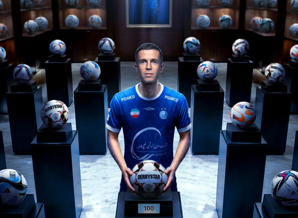 Jasir Asani hyn në historinë e futbollit iranian