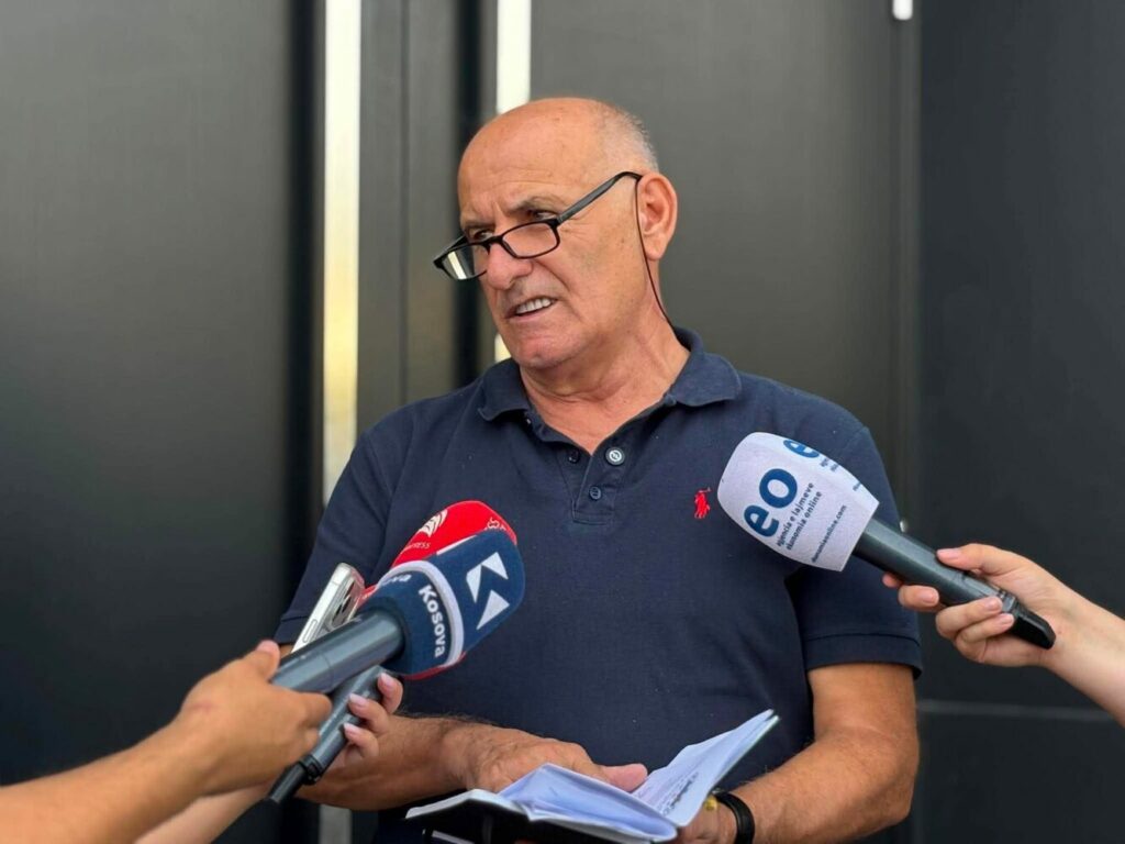 Qumështoret kërkojnë rikthimin e prodhimit  paralajmërojnë ndërprerjen e grumbullimit nga 1 shtatori